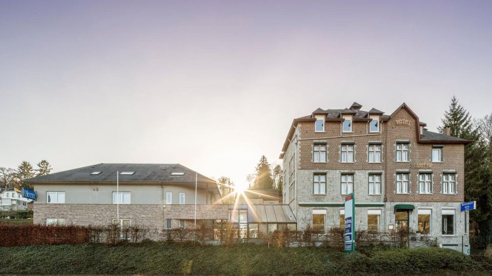 New Hotel de Lives
