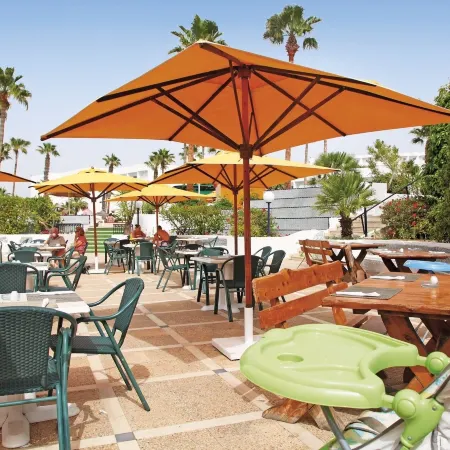 Hotel Tropicana Club & Spa
