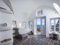White Pearl Villas Hotels near Oia Caldera