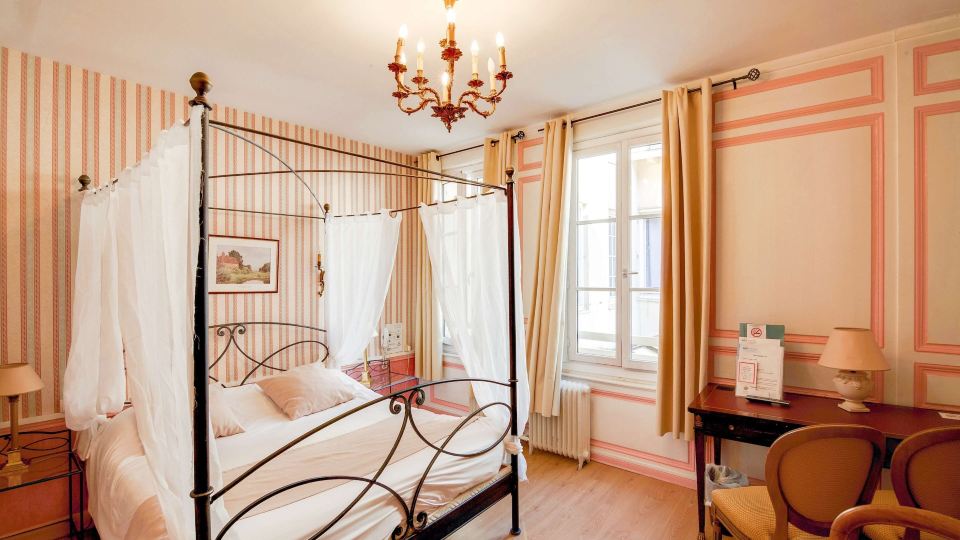 Brit Hotel Comtes de Champagne - Troyes Centre Historique