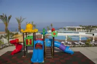 King Evelthon Beach Hotel & Resort Hotels in Chloraka