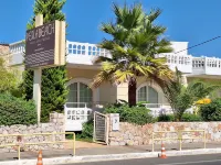 Perla Beach Hôtels à : Agia Marina Nea Kydonias