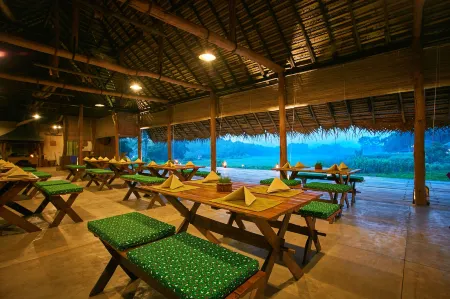 Amuna Ayurveda and Wellness Retreat Отели в г. Кандалама