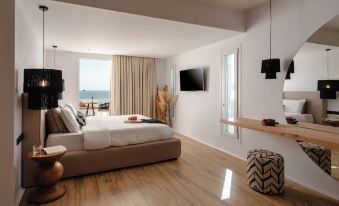 Almiriki Naxos Beachside Living