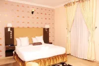 C'Ron Hotels and Suites Hotels in Ozuaha