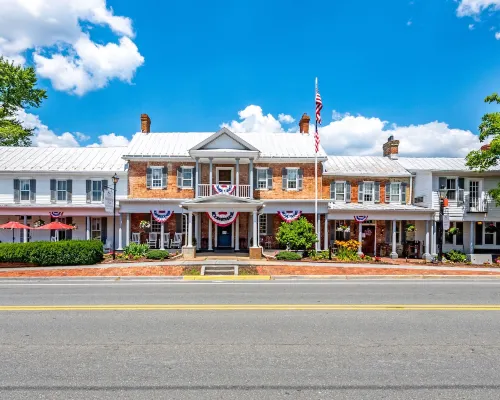 Wayside Inn Hotels in Frederick County