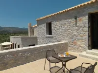 Kamares Villas - parking