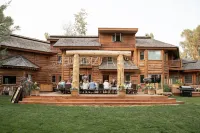 Bentwood Inn
