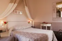 Hotel les Ambres Hotels in Lioux