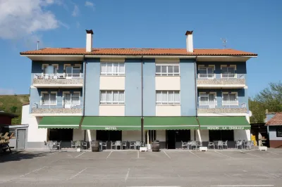 La Terraza de Picos Hotels in Onis