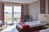Araslöv Golf & Resort Hotels near Alrahma Mosque