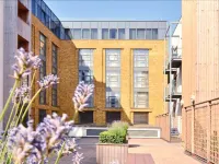 Axiom Park Hotel Отели рядом с достопримечательностью «Район Баттерси»