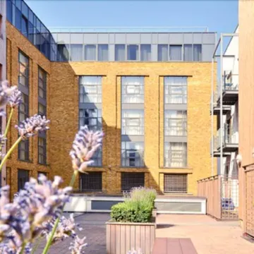 Axiom Park Hotel Отели рядом с достопримечательностью «Фулхэм»
