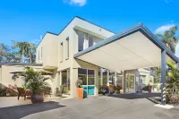 卡布爾徹河湖精品汽車旅館 Caboolture South住宿飯店