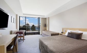 Richmond Henty Hotel