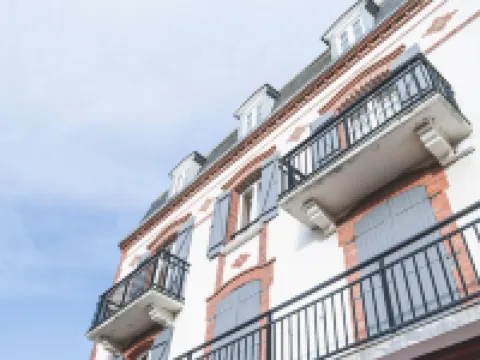 柯塔比雷斯酒店 阿貢庫坦維爾酒店