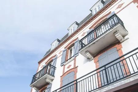 Hôtel les Coutainvillaises