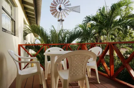 Hersher Studio's & Apartments