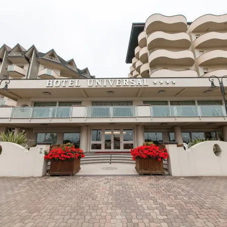 Universal Hotel