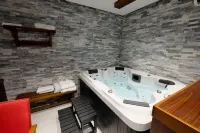 Tantur Hills Hotel - Jerusalem - Hot Tub