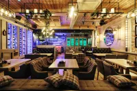 أبارتامينتي كليب إي فينو فنادق في غدانسك