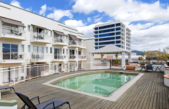 一號中心公寓酒店