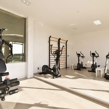 Santa Romana Apartments & Suites