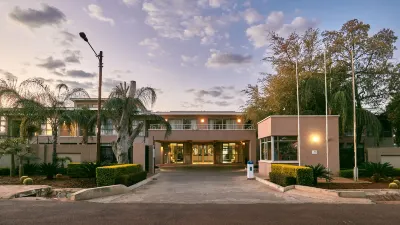 Regent Select Hotel Hôtels à : 
