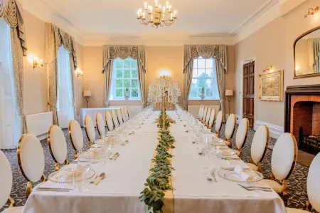 Bosworth Hall Hotel & Spa Отели в г. Ибсток