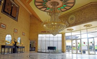 Sandralia Hotel