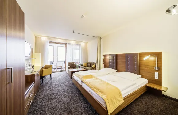 祖默斯切夫弗萊爾酒店