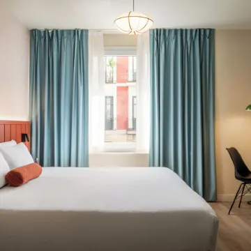 Bypillow Amari Hotels near Federico Moyúa Plaza