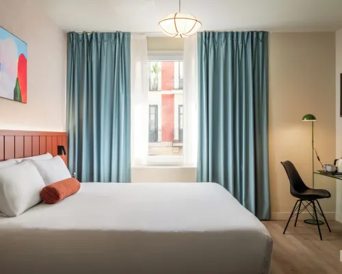 Bypillow Amari Hotels near Deusto Bridge