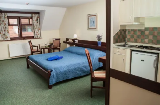 多布穀馬耶爾俱樂部高級酒店