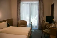 Haus am Wasserfall Hotel dekat Historische Altstadt