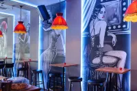 Lux Hotel Отели в г. Пирей