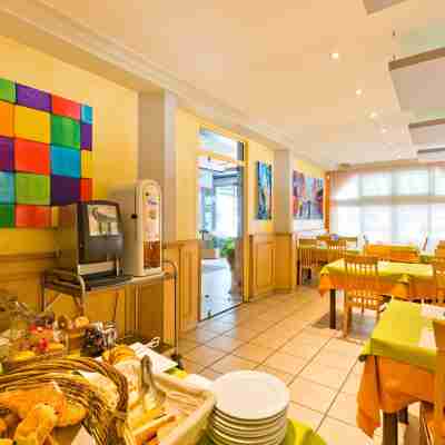 Logis - Hôtel Restaurant Bellevue Annecy Dining/Meeting Rooms