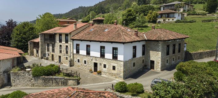 La Casona de Tresgrandas Отели в г. Льянес
