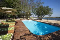 Zambezi Mubala Lodge - Pool