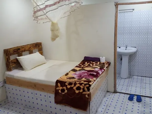 Korompoi Motel فنادق في Olooloitikosh
