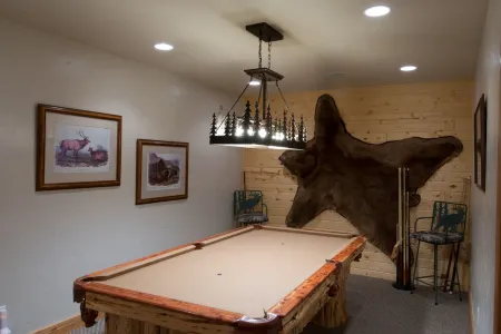 Family-Friendly, Very Private, Trout Pond, Hot Tub, 40 Acres In National Forest