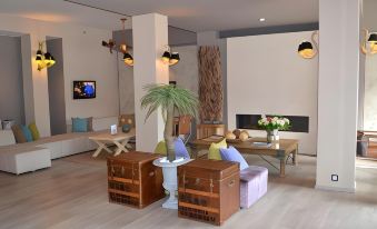 Grand Hotel Normandy by CW Hotel Collection