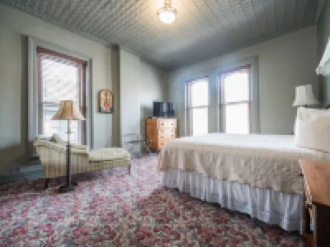 The Black Hawk Hotel Hoteles en Cedar Falls