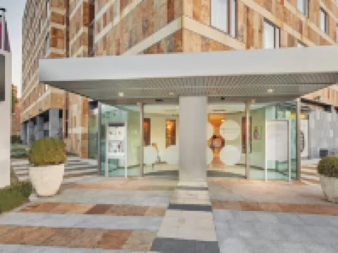 Sercotel Valladolid Hotels near Columbus Monument