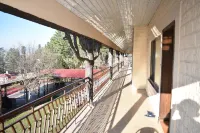 Cosy Knock Hotel Hoteles en Jhika Gali