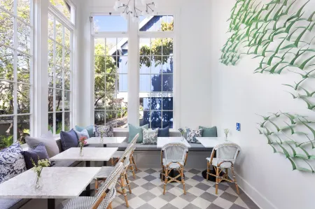 Hideaway Santa Barbara, A Kirkwood Collection Hotel Отели рядом с достопримечательностью «Мортон Бэй Фиг Три»