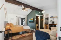 Ferncliff Lodge Hotels in Boulder County