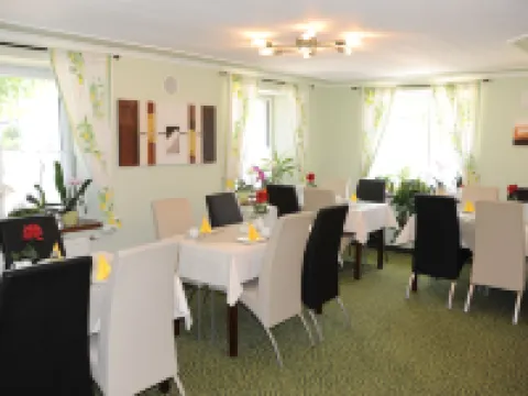 Hotel Post - Regionales großes Frühstücksbuffet - Auch GF & LF Hotels in Scheidegg