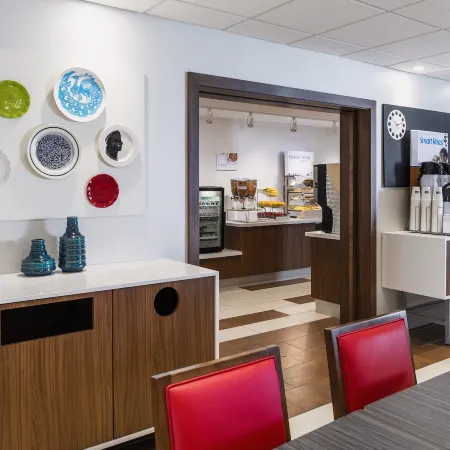 Holiday Inn Express & Suites AIRDRIE-CALGARY NORTH by IHG