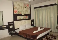 Hotel Saffron Hotels in Навсари